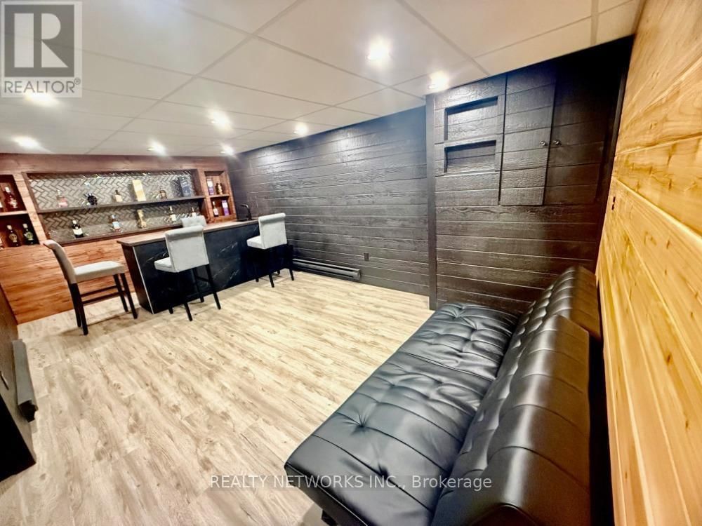 522 SPOONER DRIVE Image 26