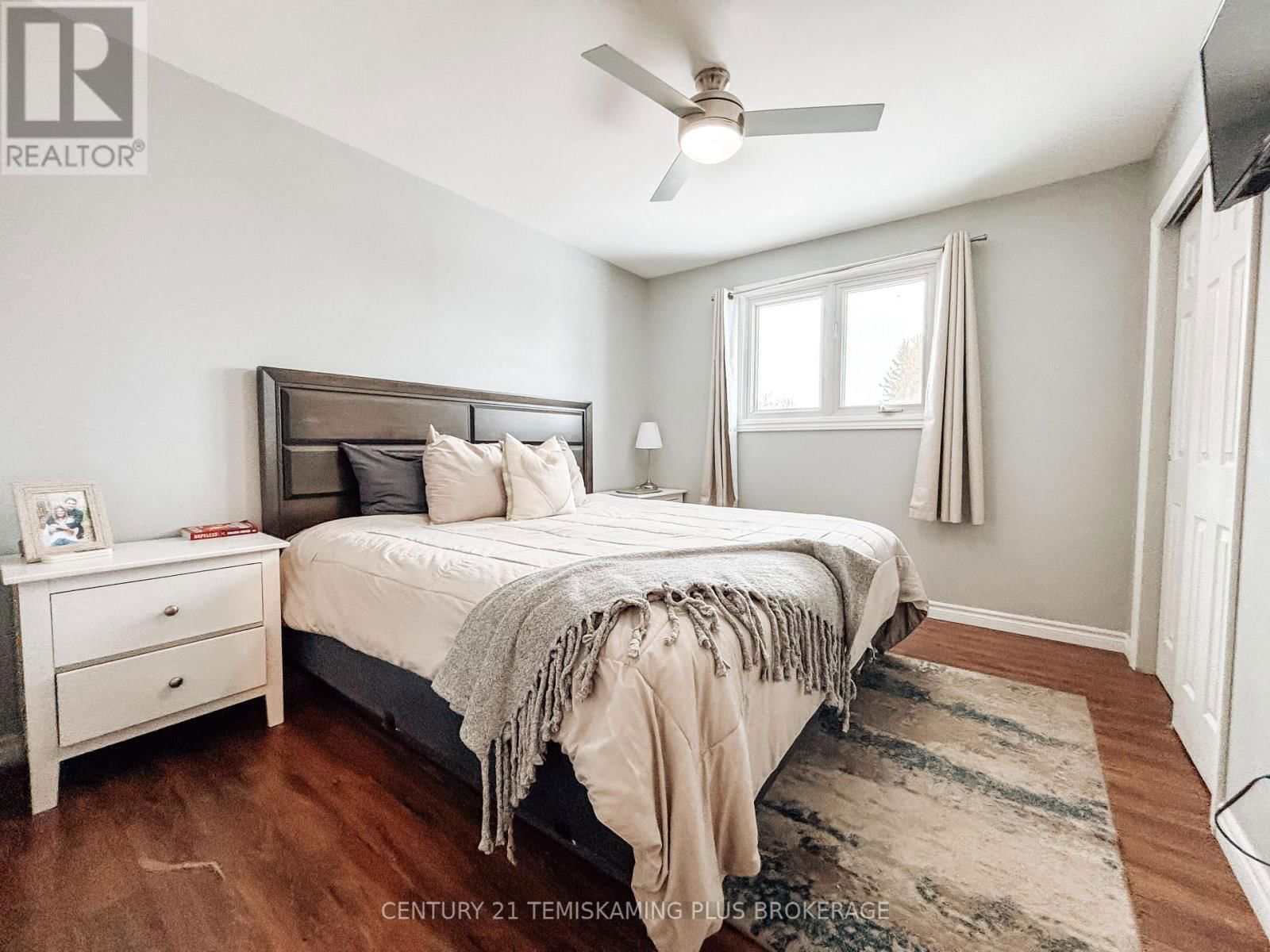 96 GEORGINA AVENUE Image 11