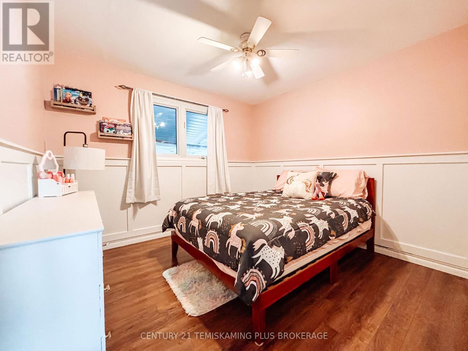 96 GEORGINA AVENUE Image 12