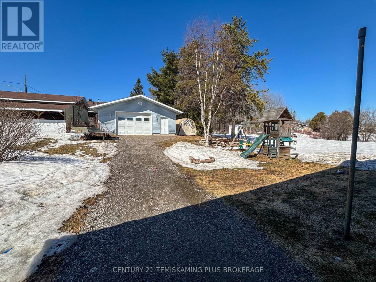 96 GEORGINA AVENUE Image 4