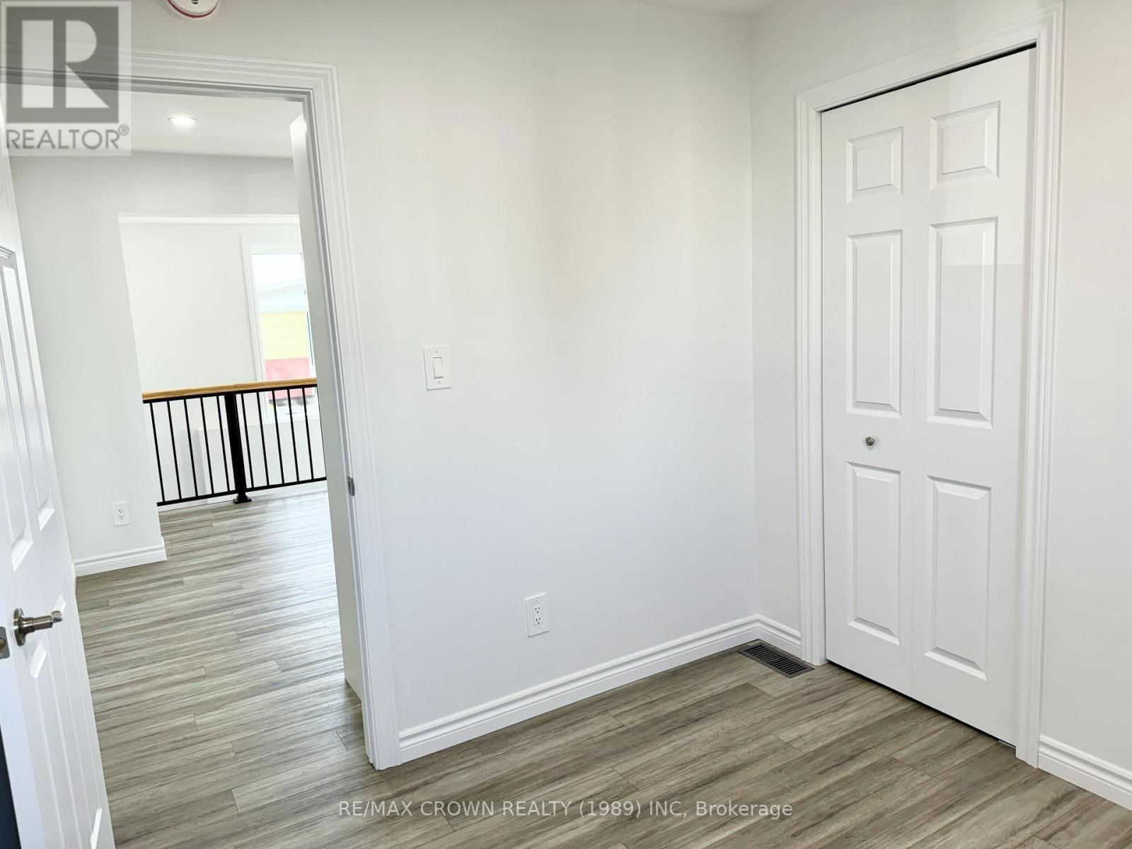 177 ELAINE AVENUE Image 19