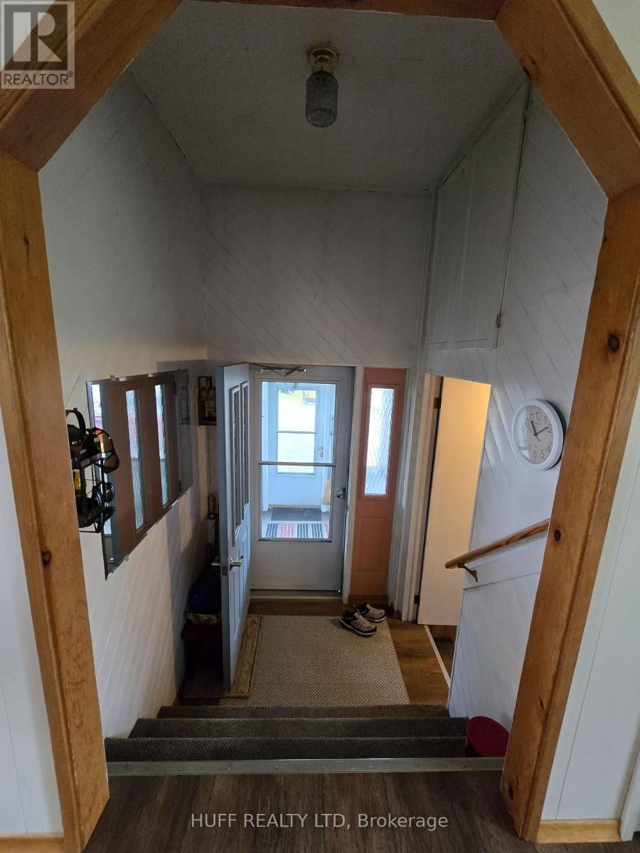 5775 11 HIGHWAY SOUTH Image 36