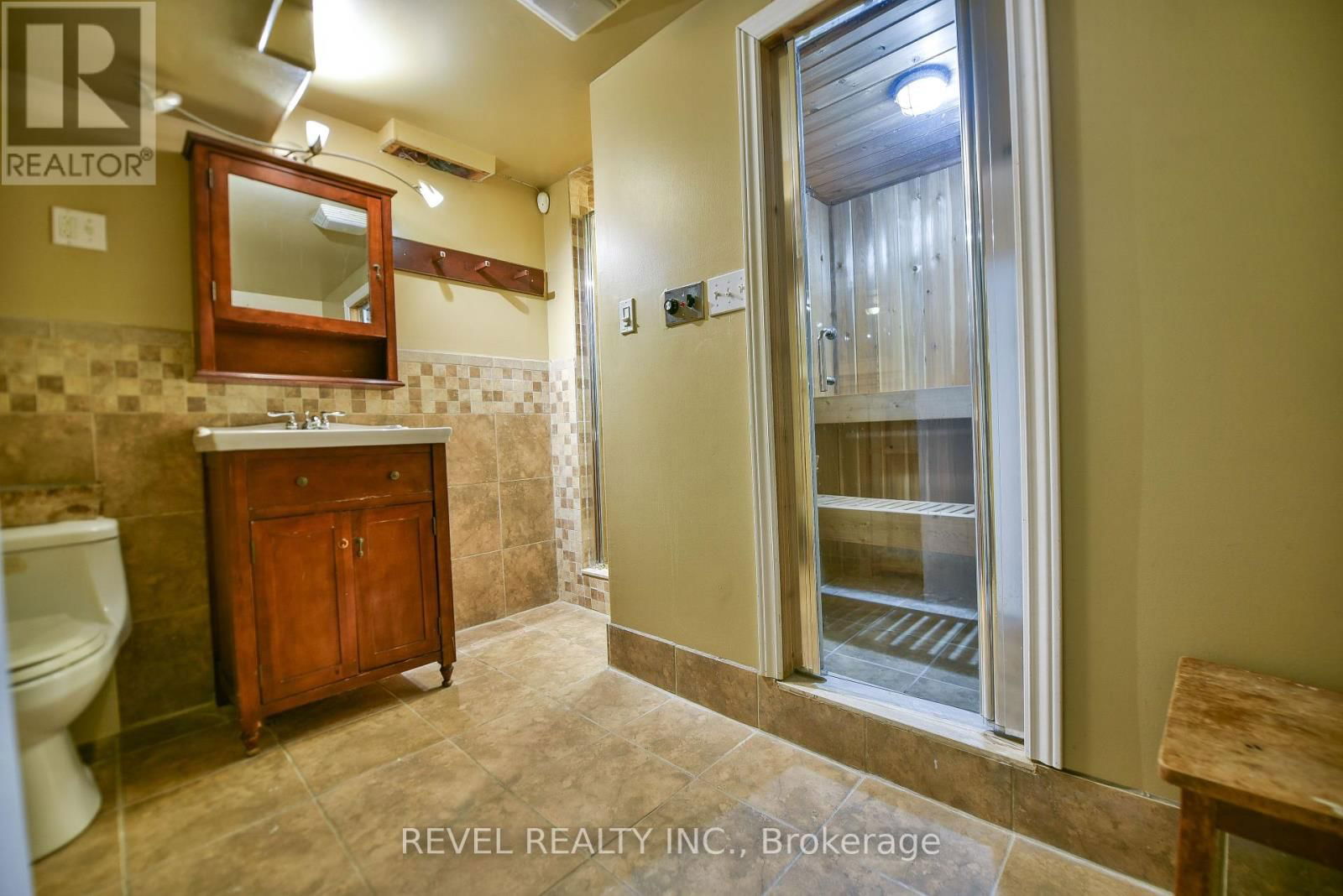 335 TOKE STREET Image 34
