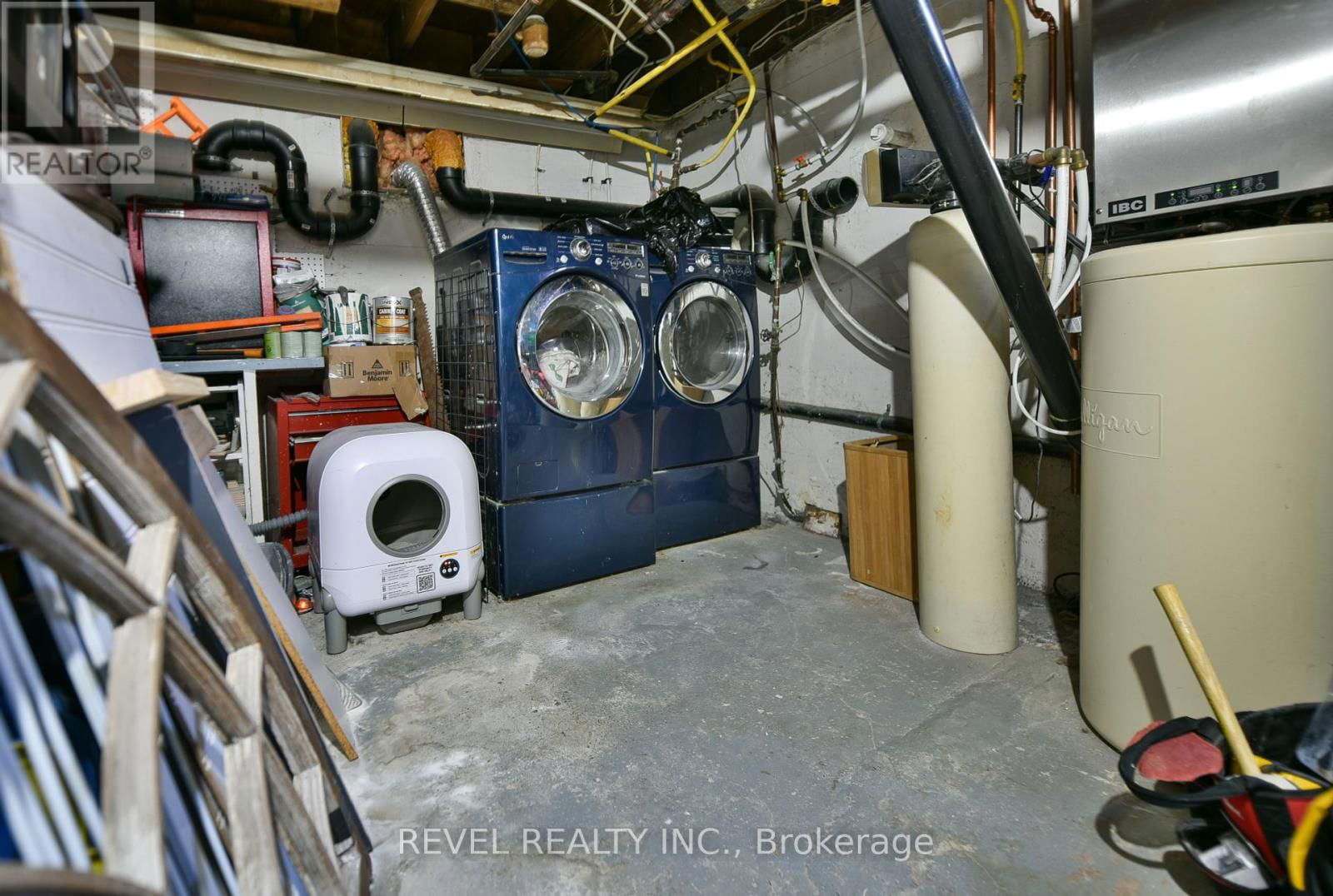 335 TOKE STREET Image 38