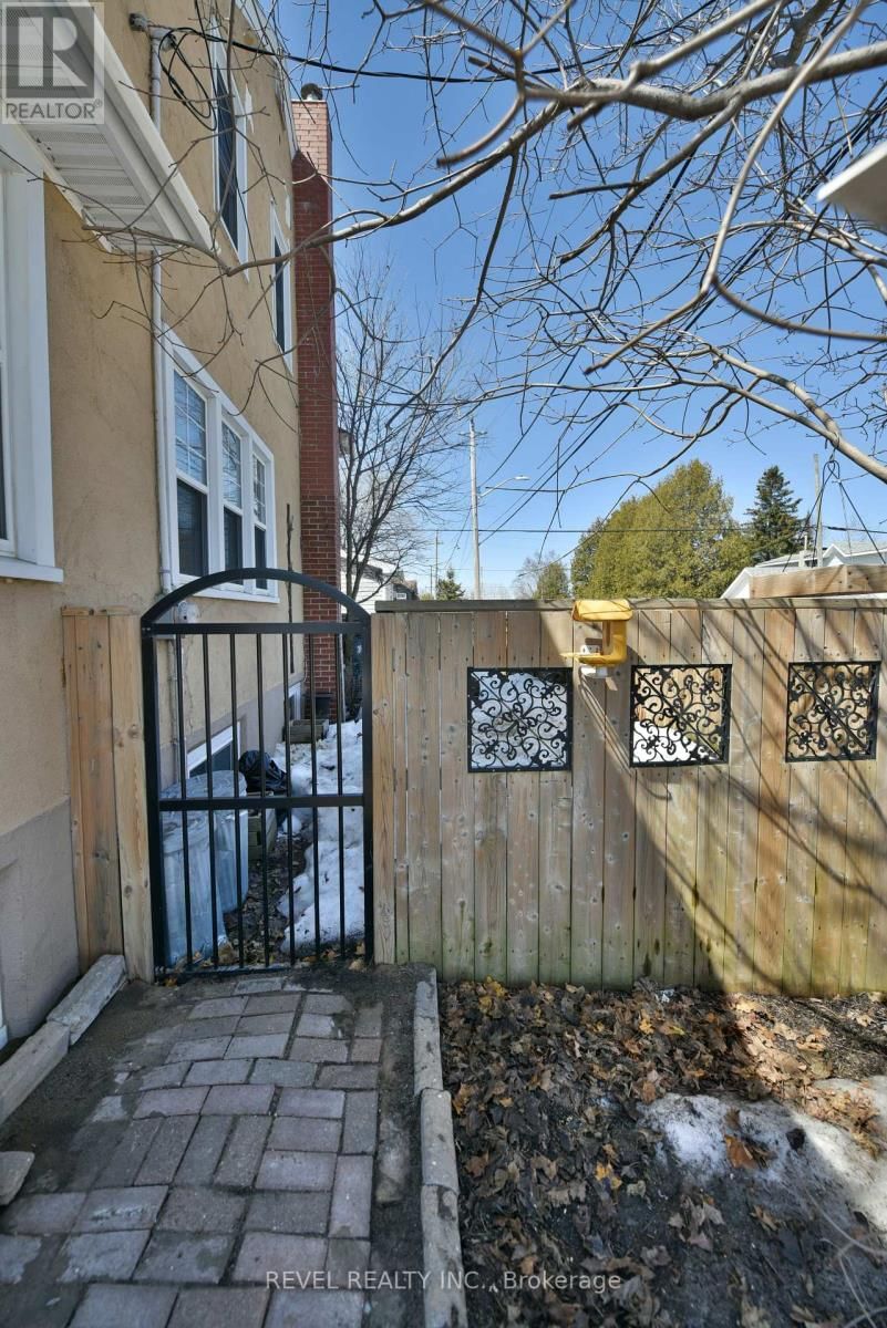 335 TOKE STREET Image 4