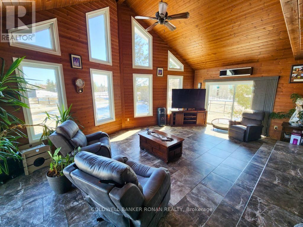328535 HIGHWAY 560 Image 4