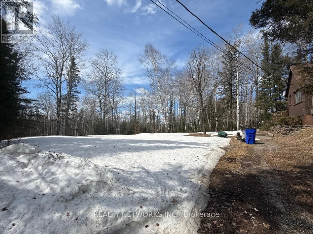38 BLUEJAY LANE Image 26