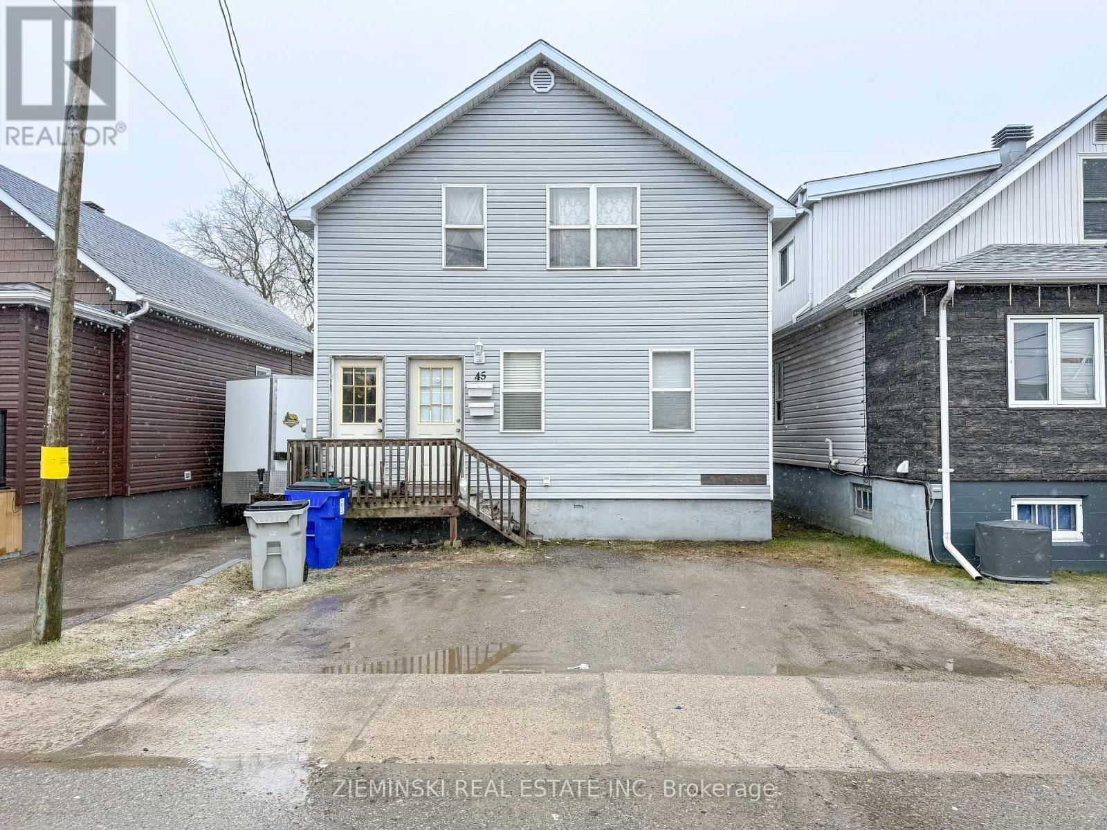 45 MAPLE STREET NORTH Image 1