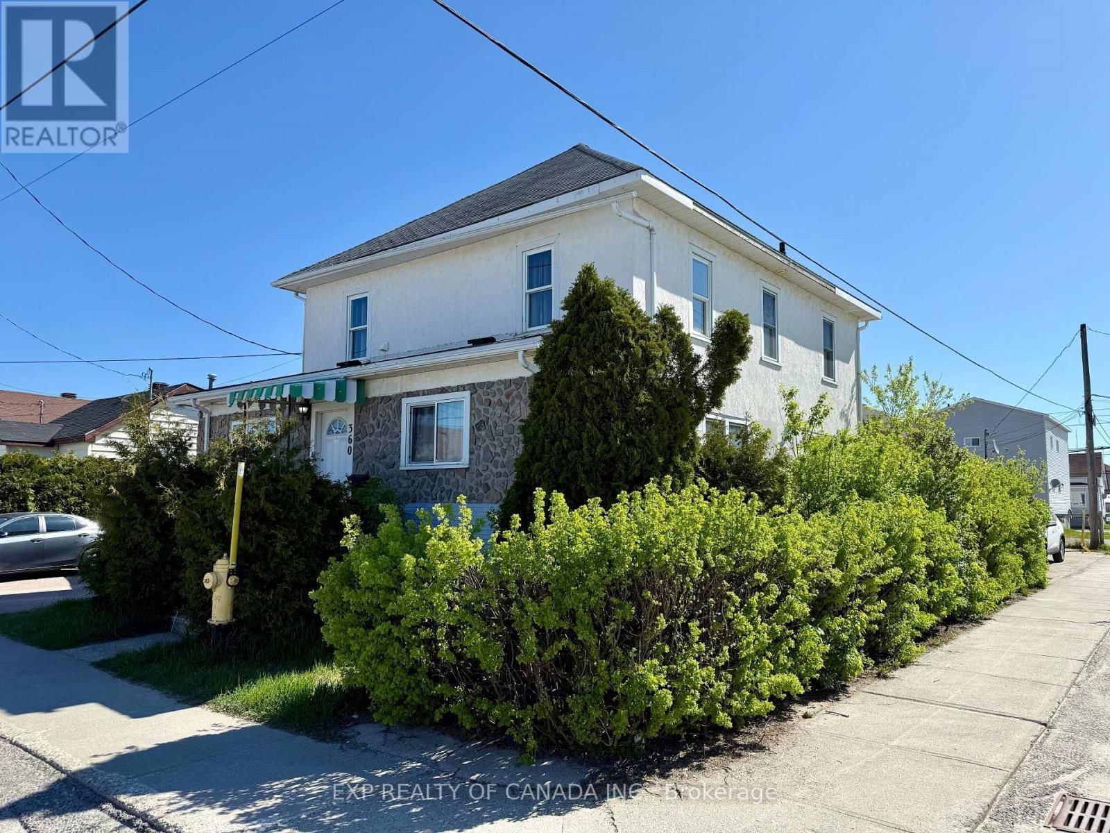 360 CEDAR STREET SOUTH Image 3