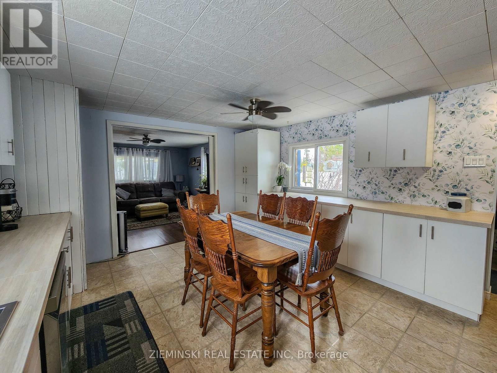 21 - 8885 11 HIGHWAY Image 8