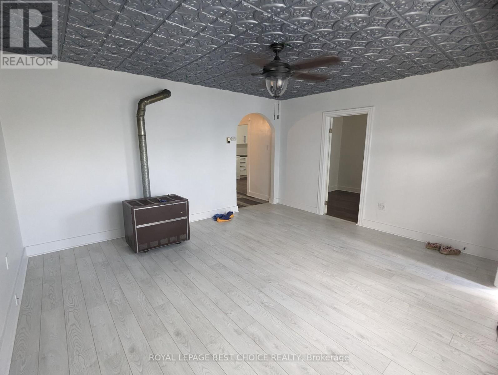 54 COBALT STREET Image 11