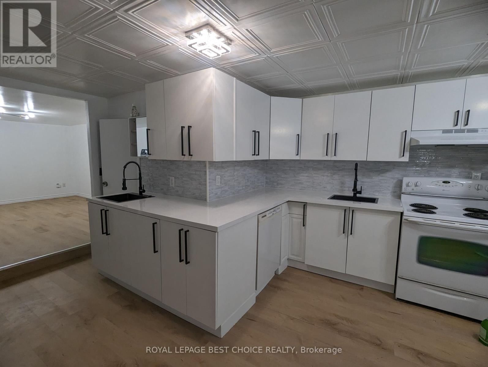 54 COBALT STREET Image 13
