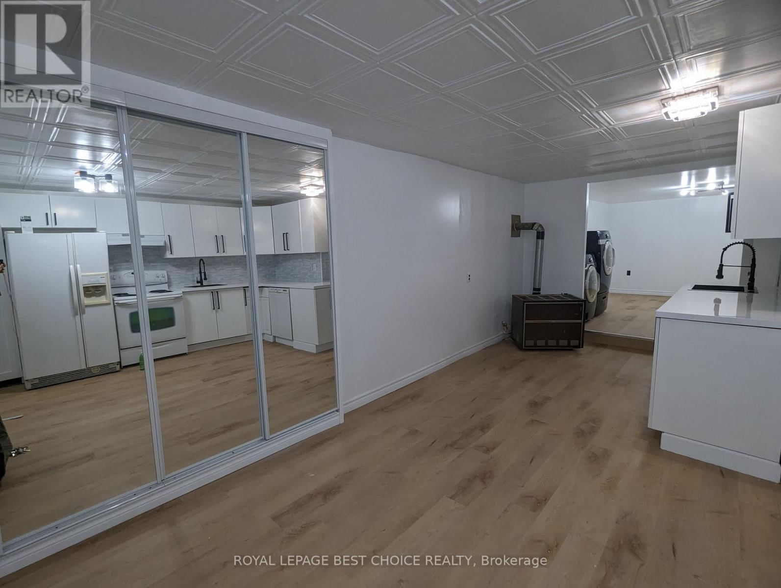 54 COBALT STREET Image 14