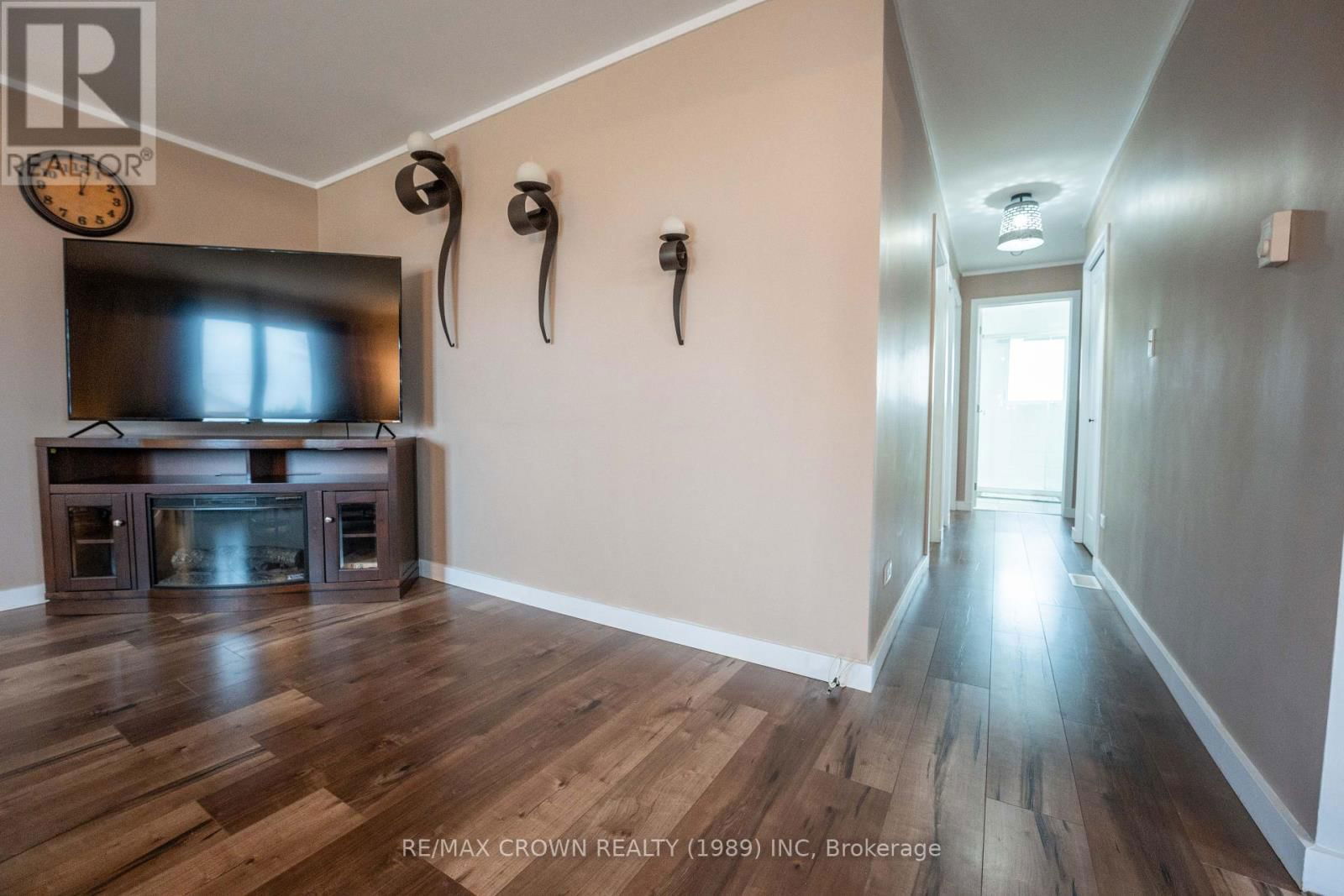 9 PELLETIER AVENUE Image 20