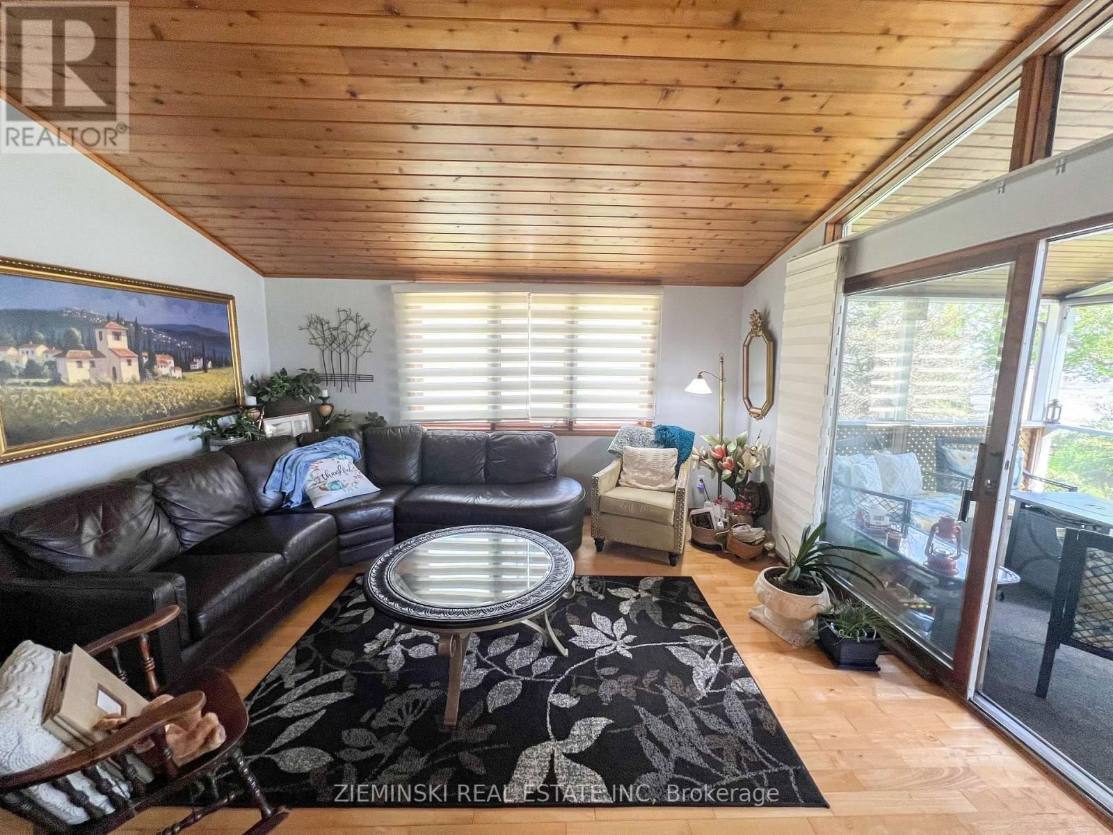 311 LECLAIR AVENUE Image 9