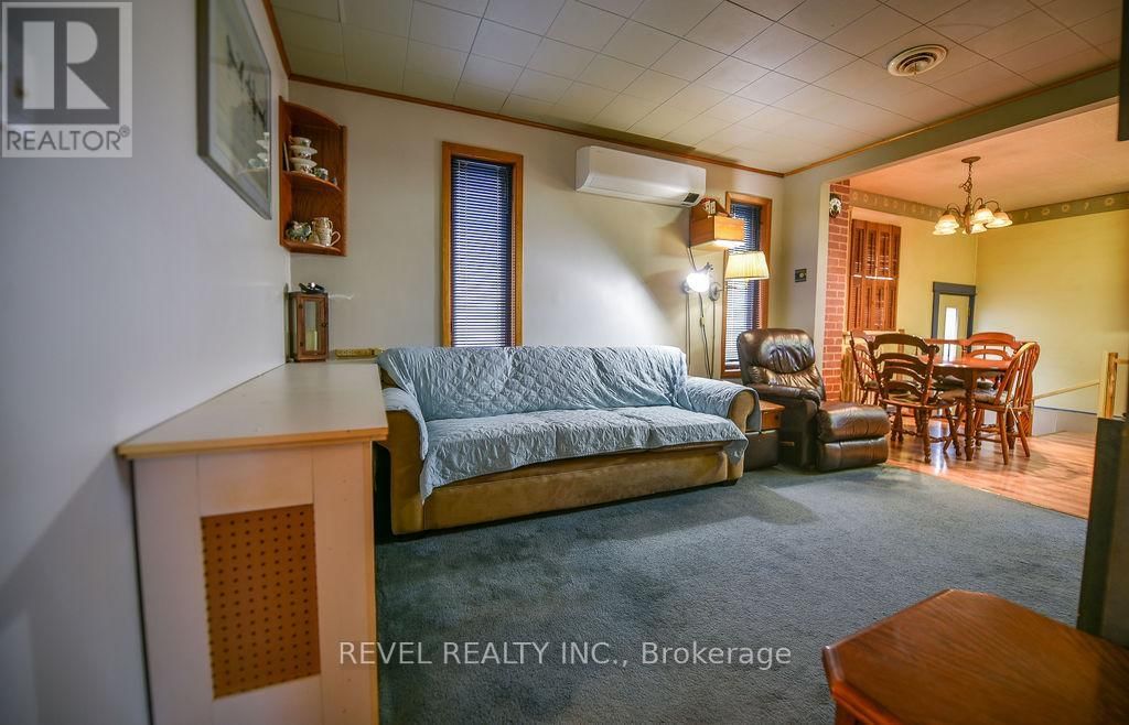 19 DWYER AVENUE Image 12