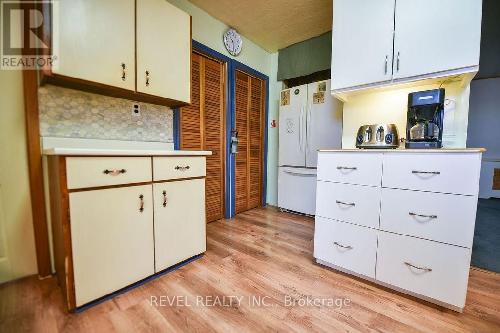 19 DWYER AVENUE Image 17