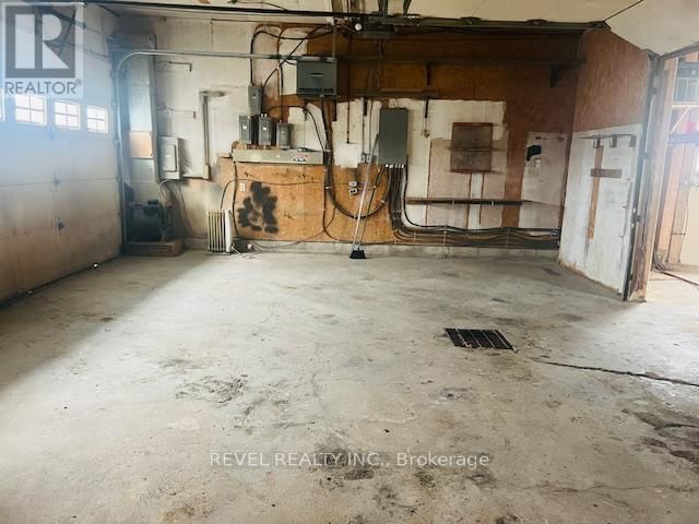 432 MAIN STREET Image 35