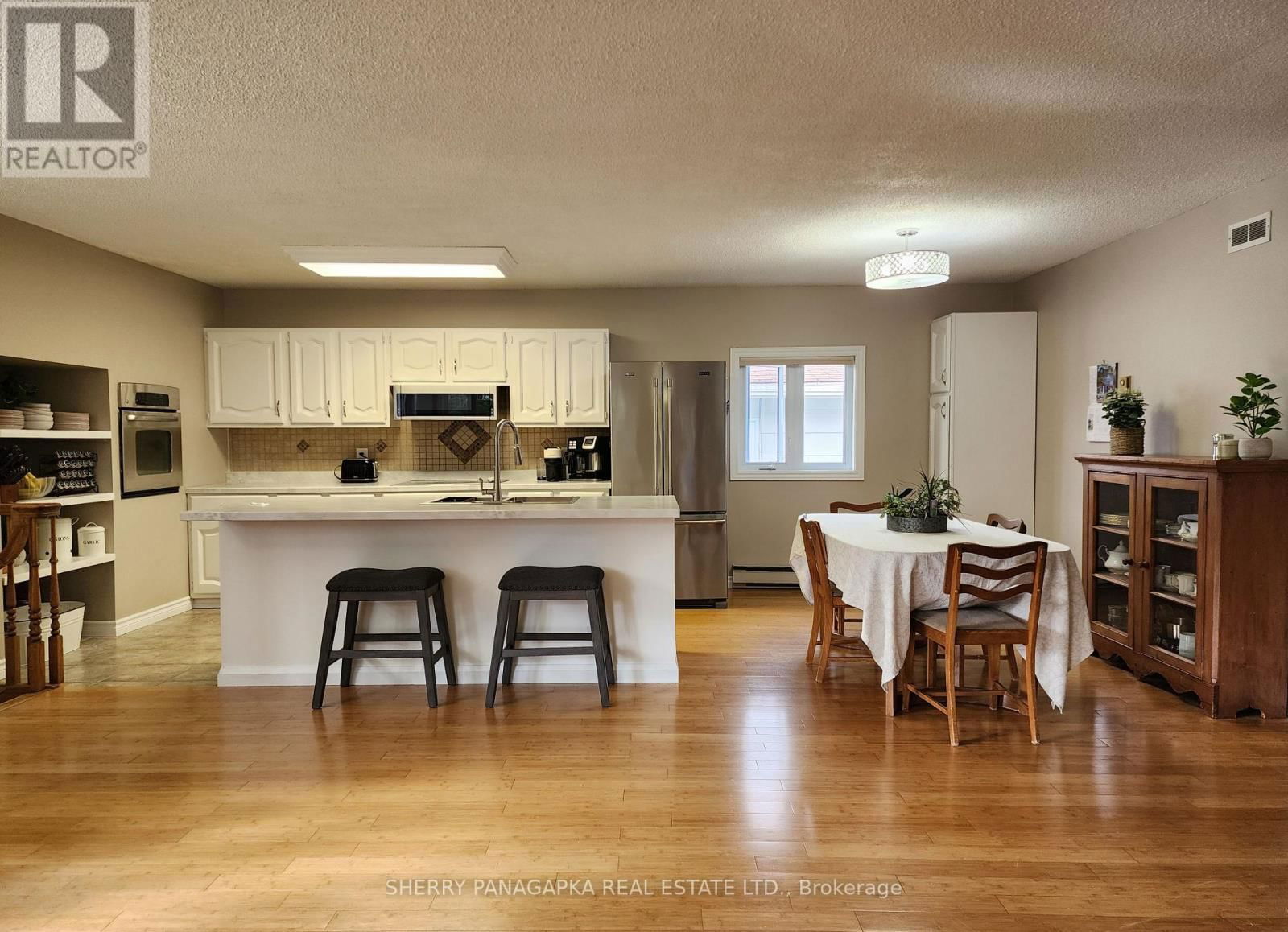 71 BALSAM AVENUE Image 11
