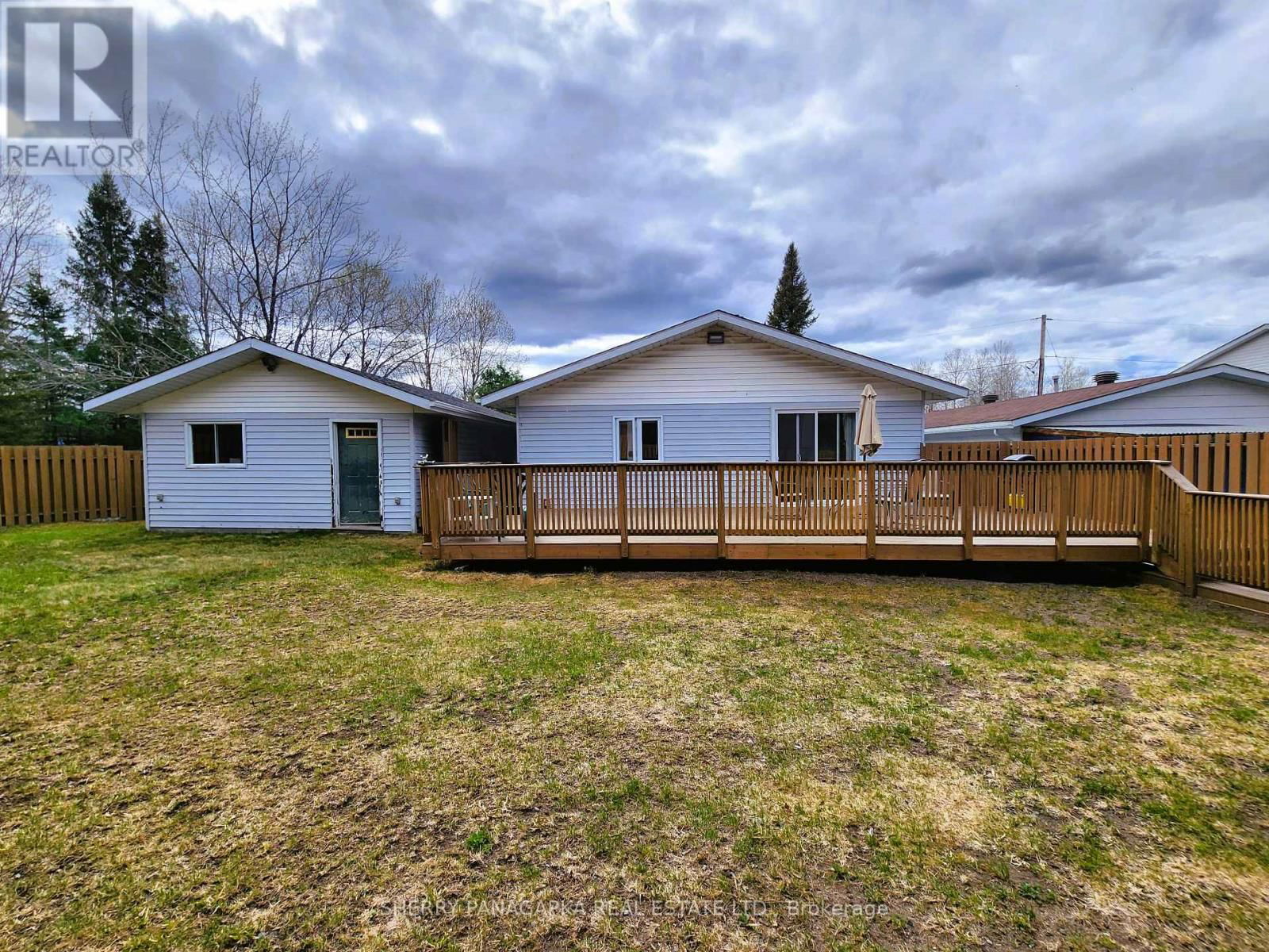 71 BALSAM AVENUE Image 20