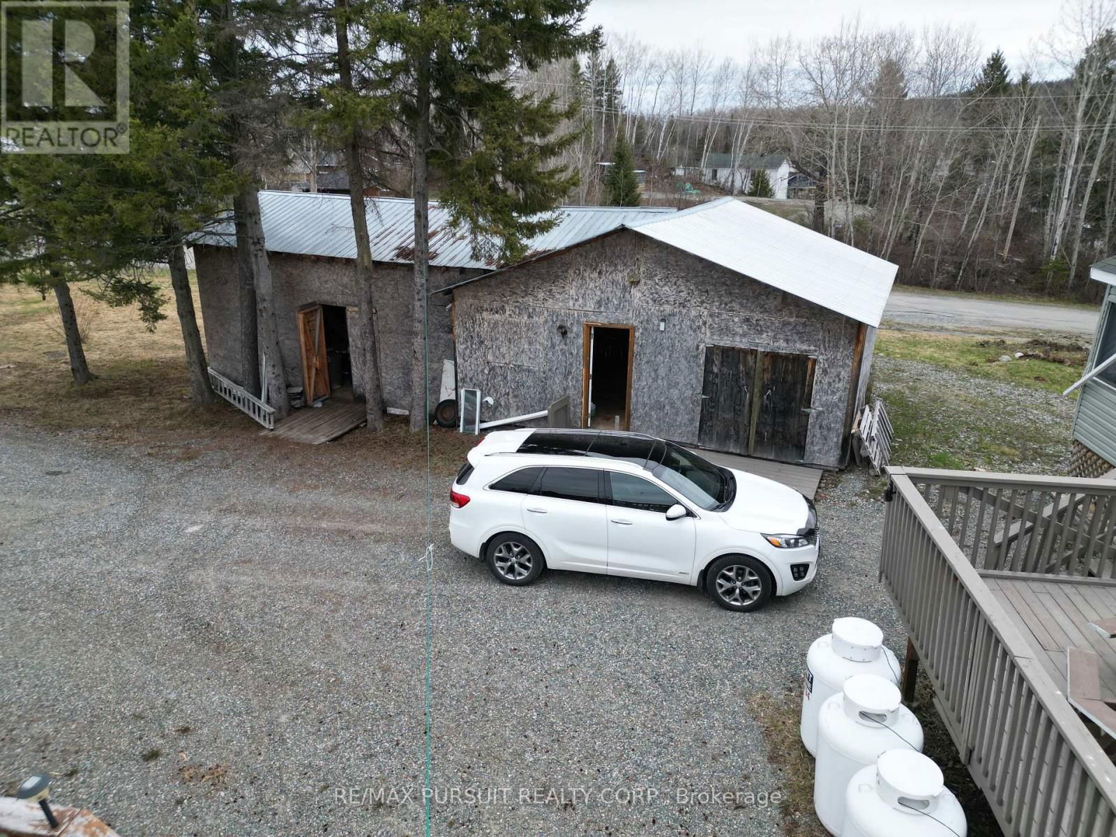 8 TOWNSLEY AVENUE Image 22