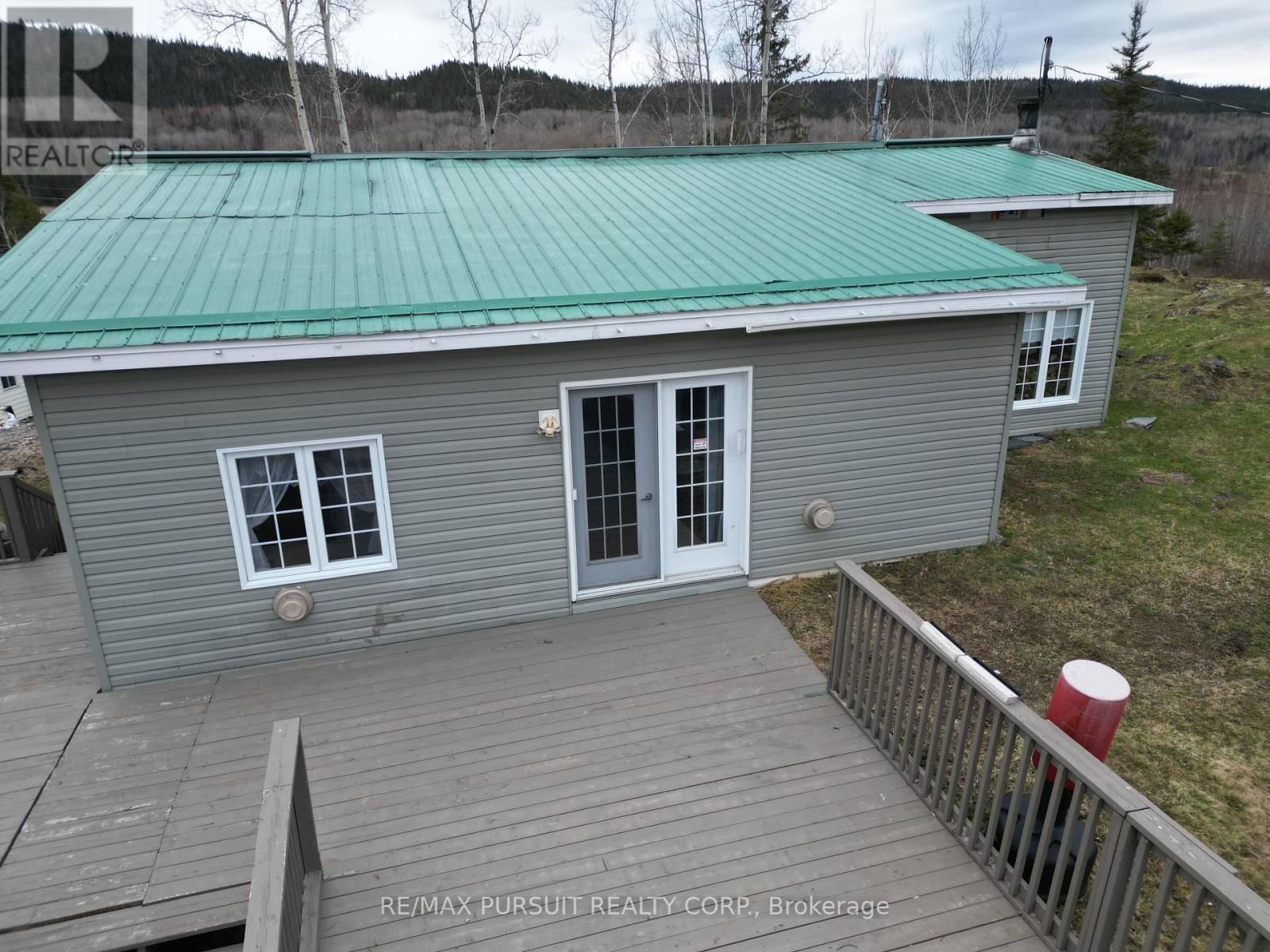 8 TOWNSLEY AVENUE Image 25