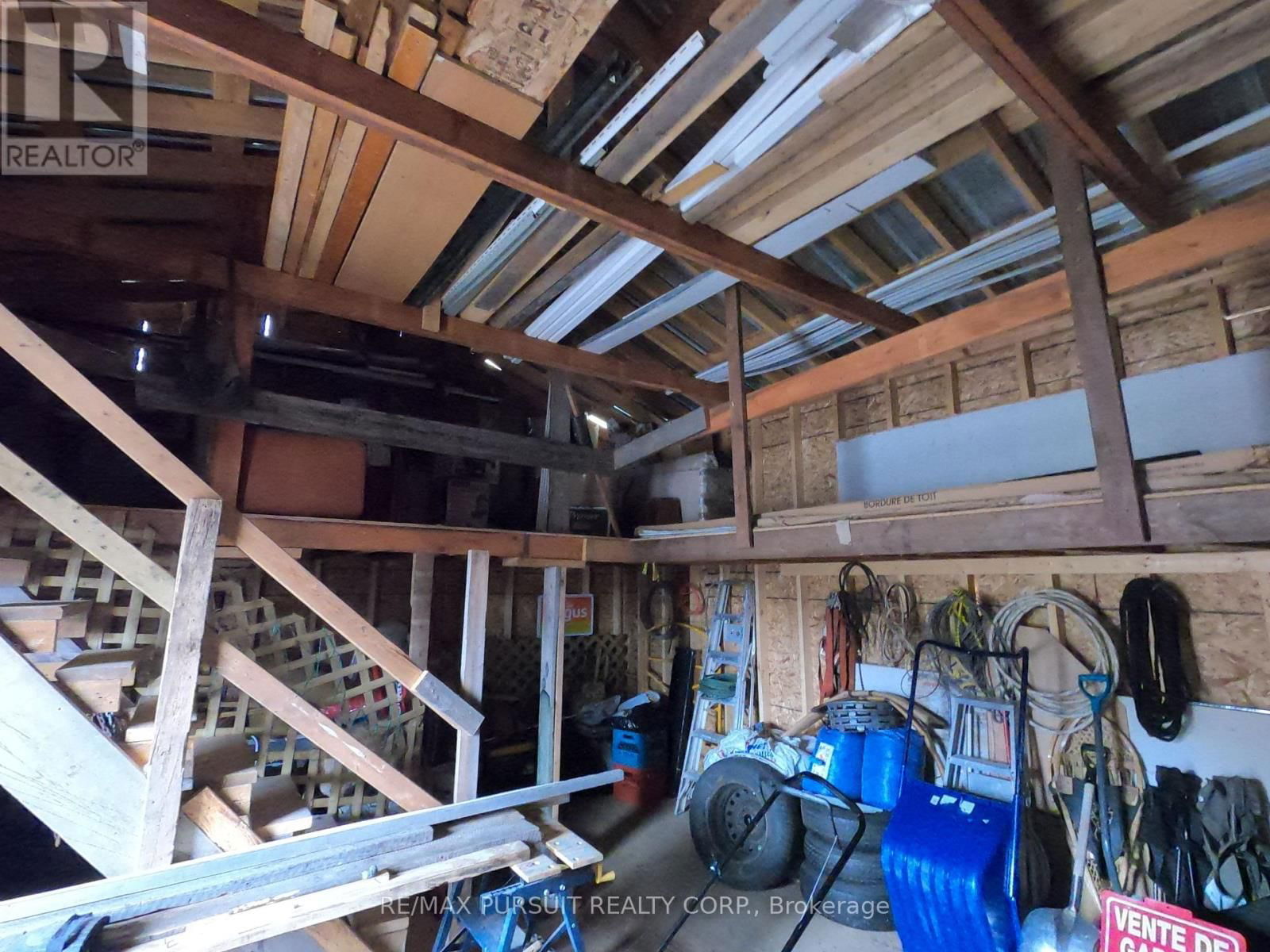 8 TOWNSLEY AVENUE Image 32