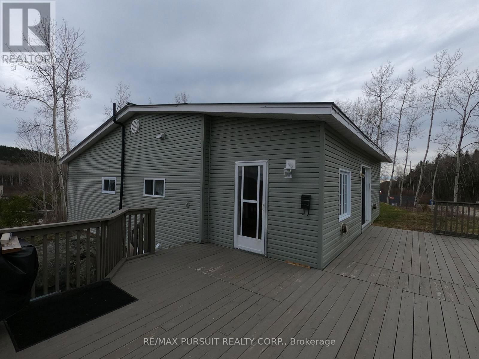 8 TOWNSLEY AVENUE Image 34