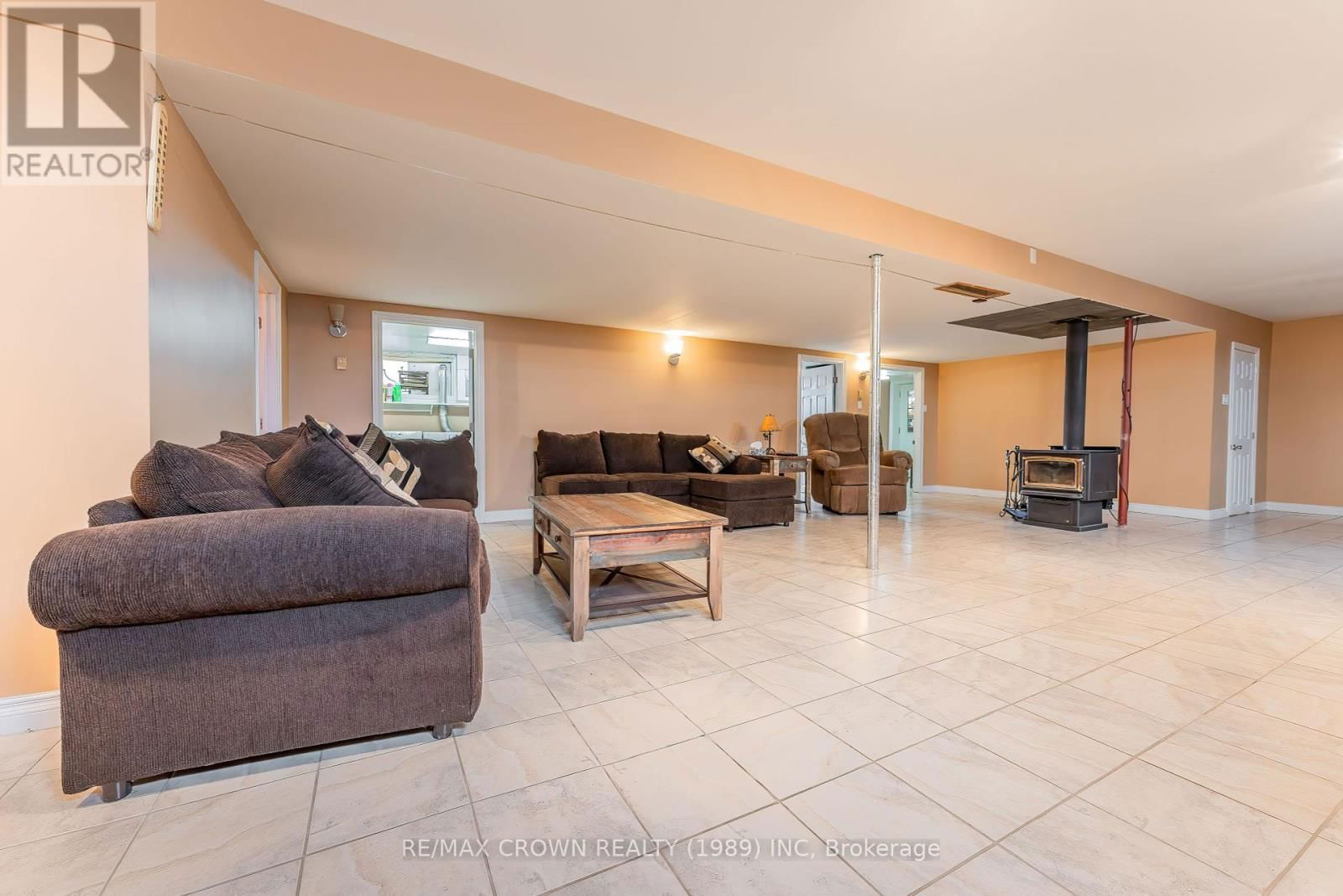3 NURSERY ROAD Image 33