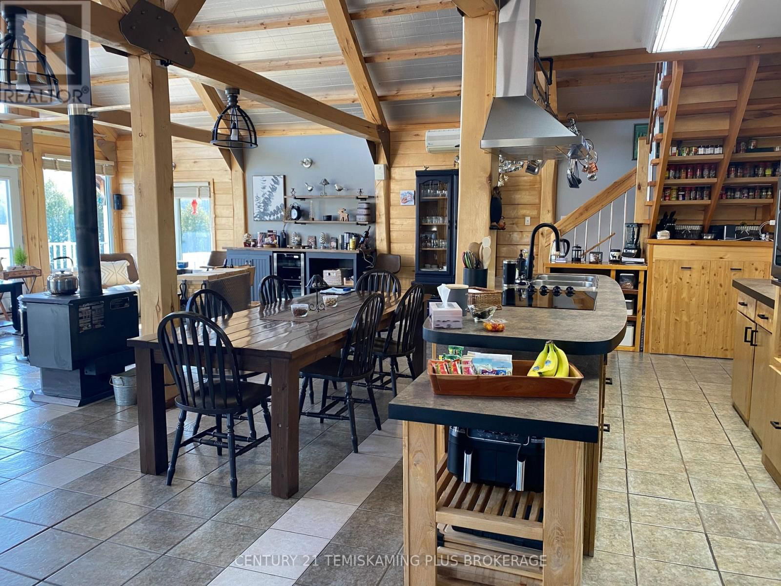 1230 HIGHWAY 65 W Image 11