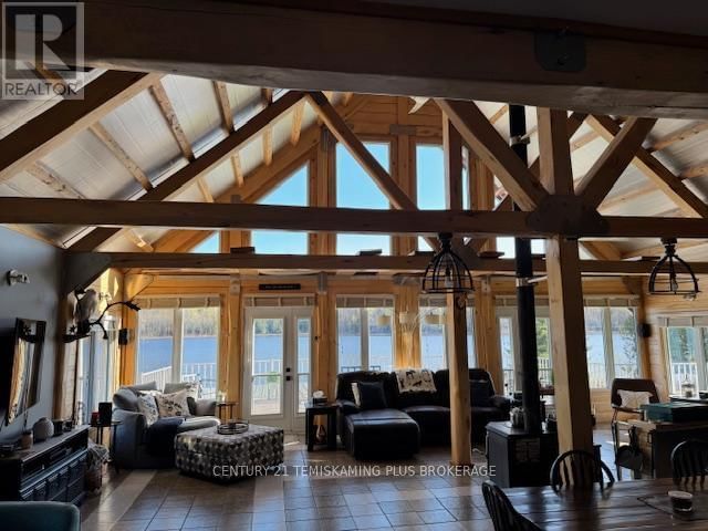 1230 HIGHWAY 65 W Image 21
