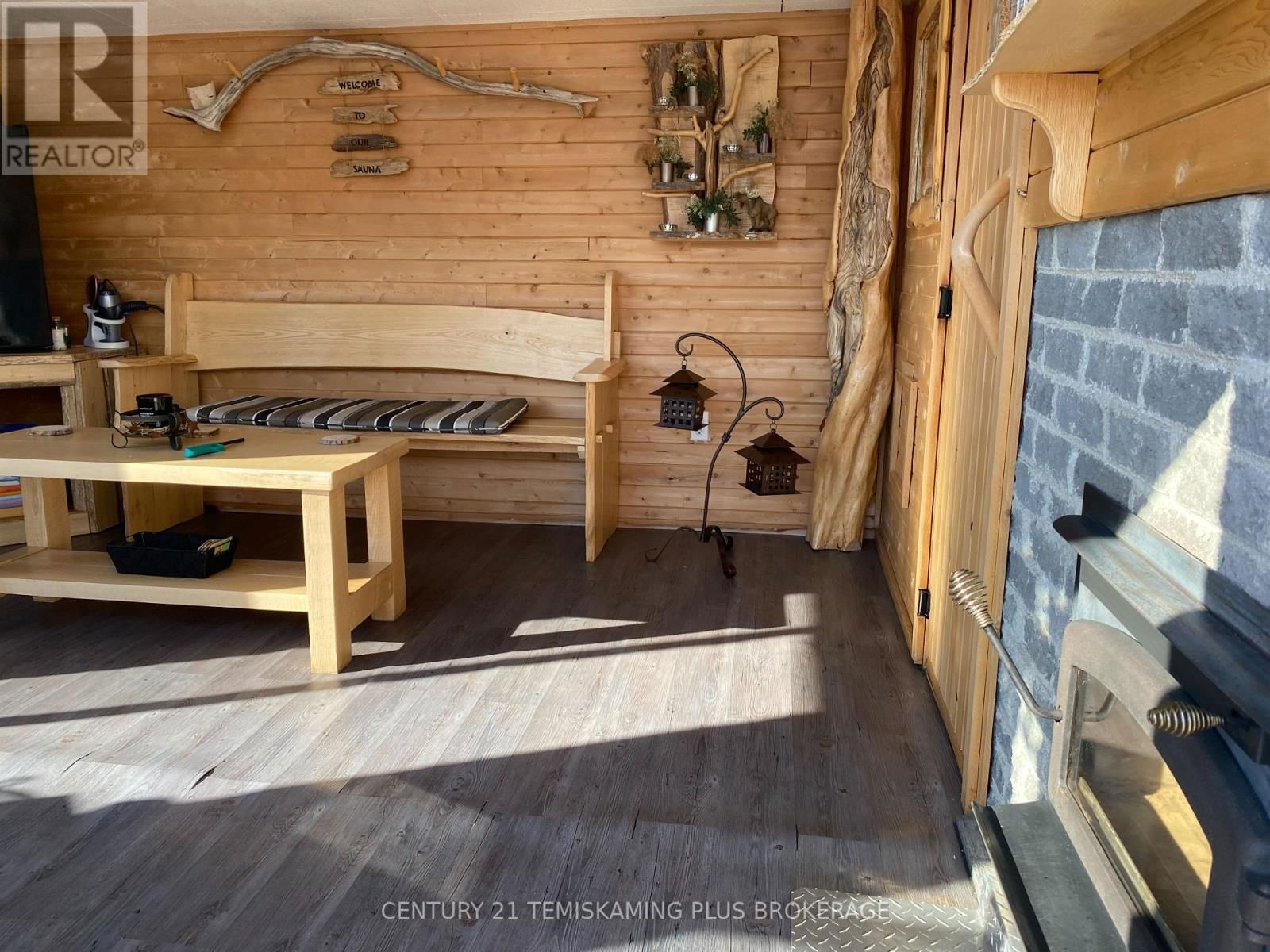 1230 HIGHWAY 65 W Image 38