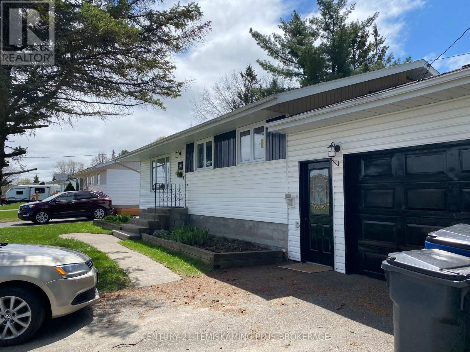 516 ROSS AVENUE Image 2