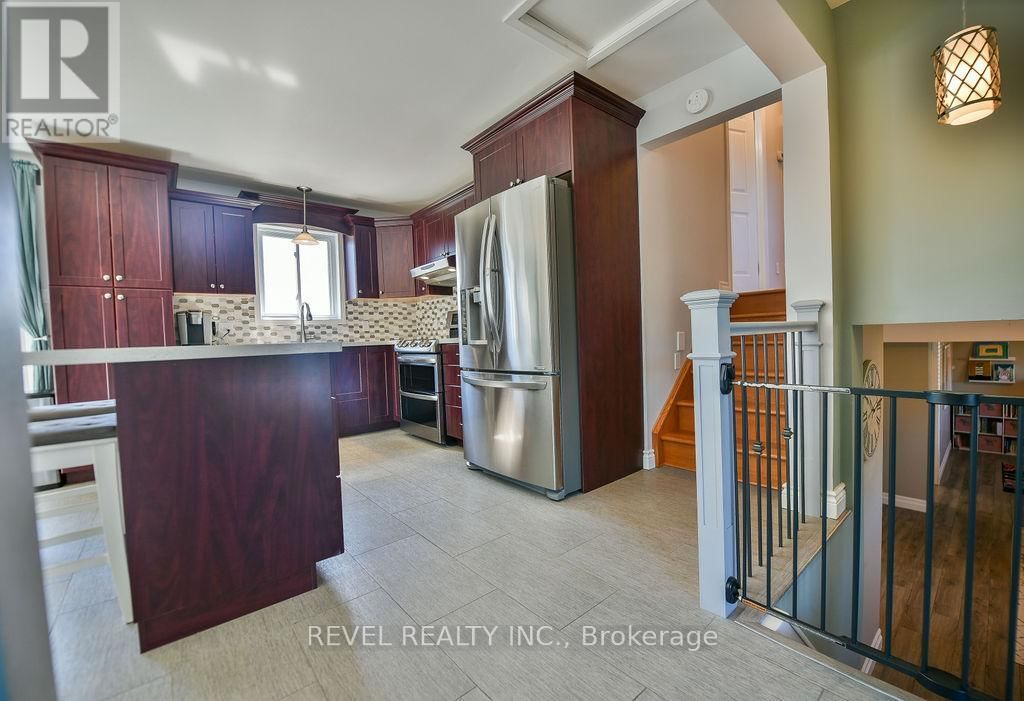 107 GIRDWOOD CRESCENT Image 13