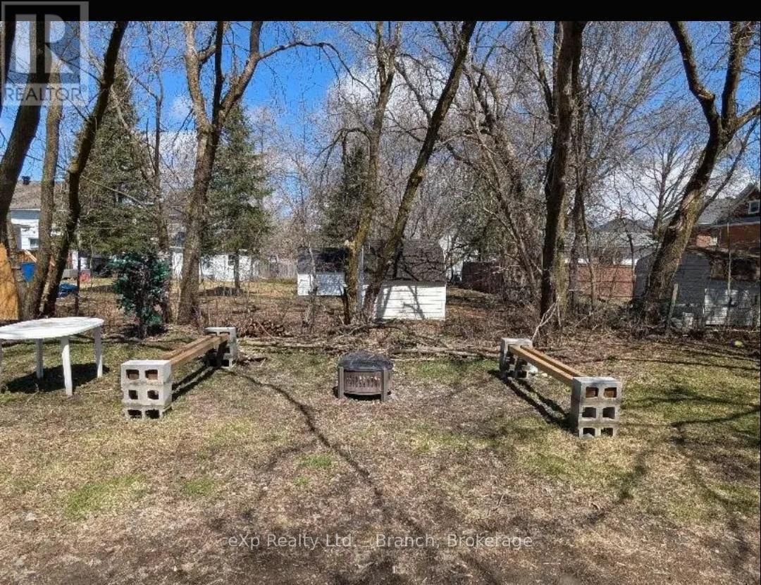 131-133 WHITEWOOD AVENUE Image 7