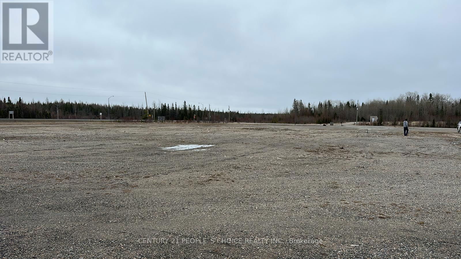 1 655 HIGHWAY Image 16