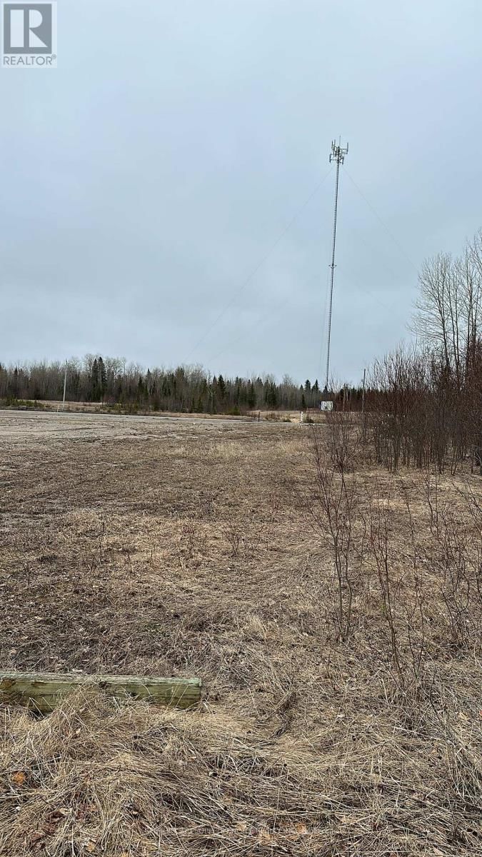 1 655 HIGHWAY Image 40