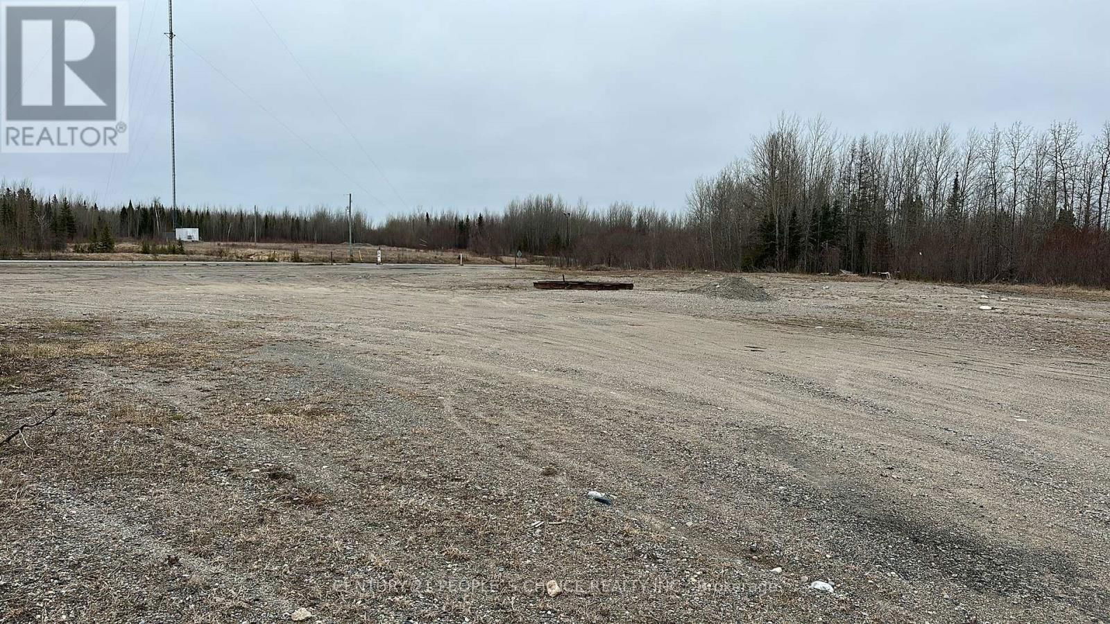 1 655 HIGHWAY Image 42