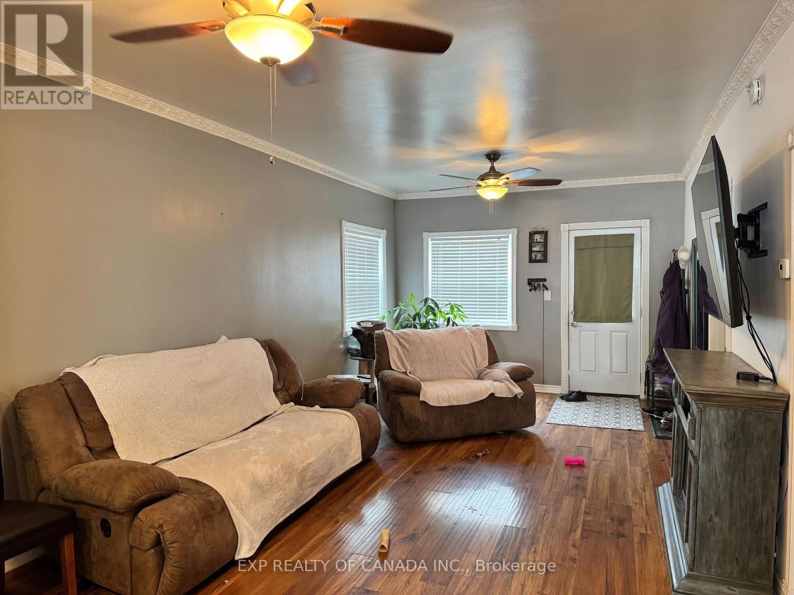 170 KENT AVENUE Image 4