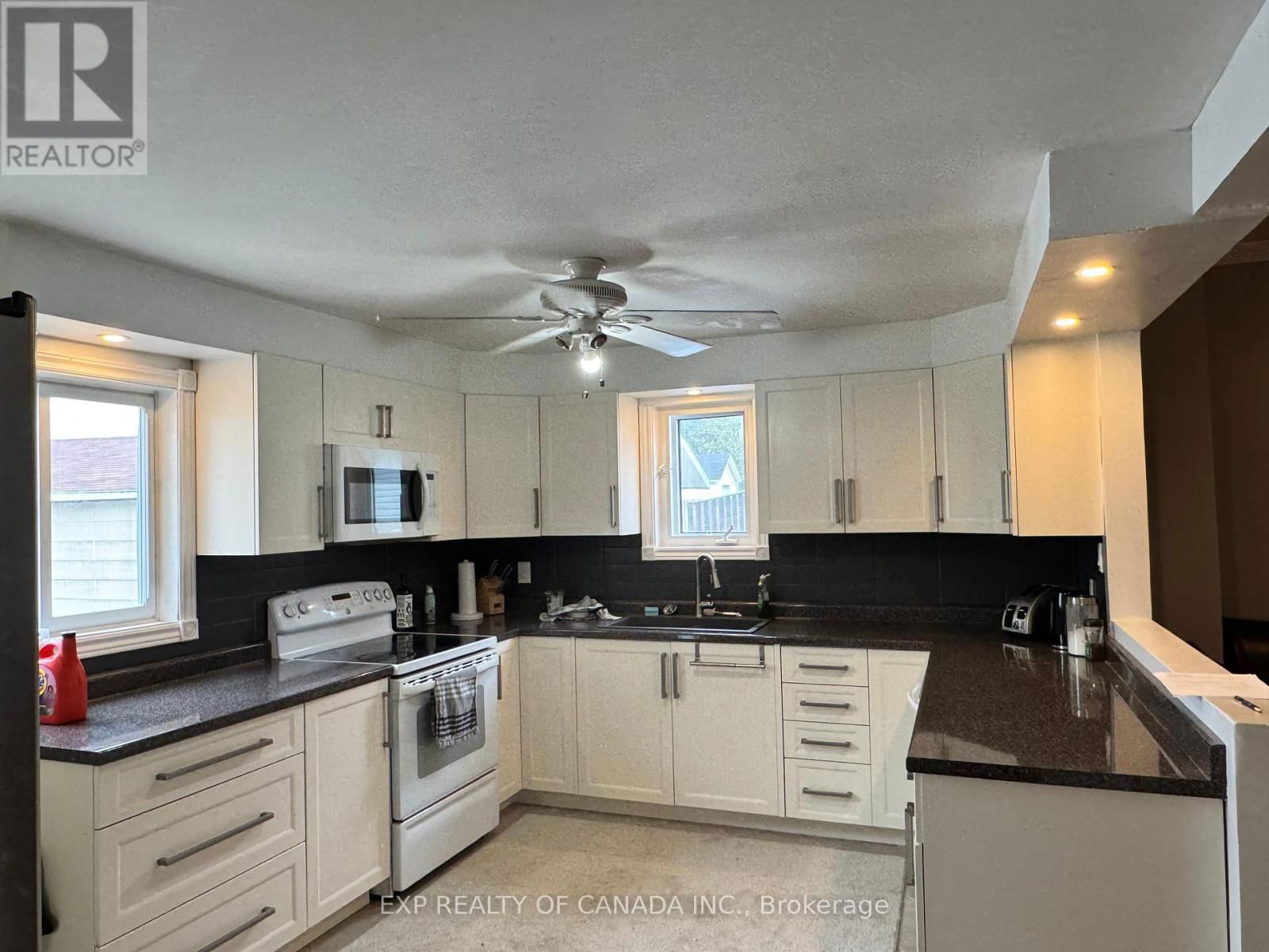 170 KENT AVENUE Image 5