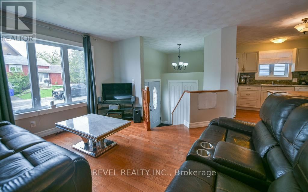265 CEDAR STREET NORTH Image 3