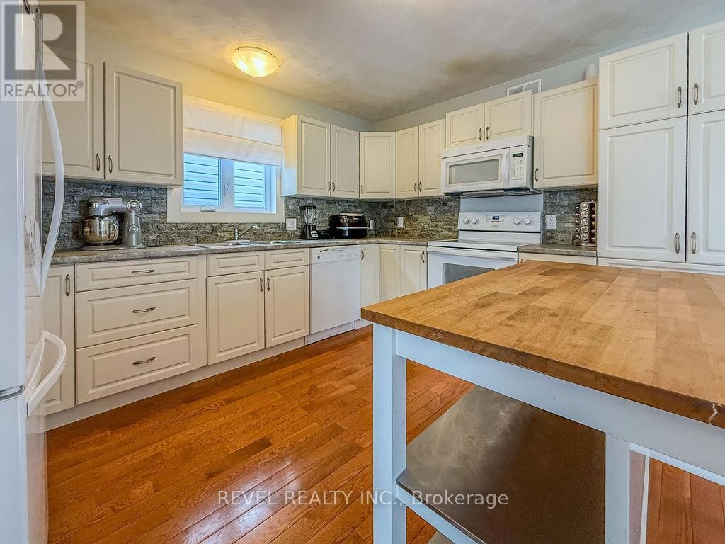 265 CEDAR STREET NORTH Image 4