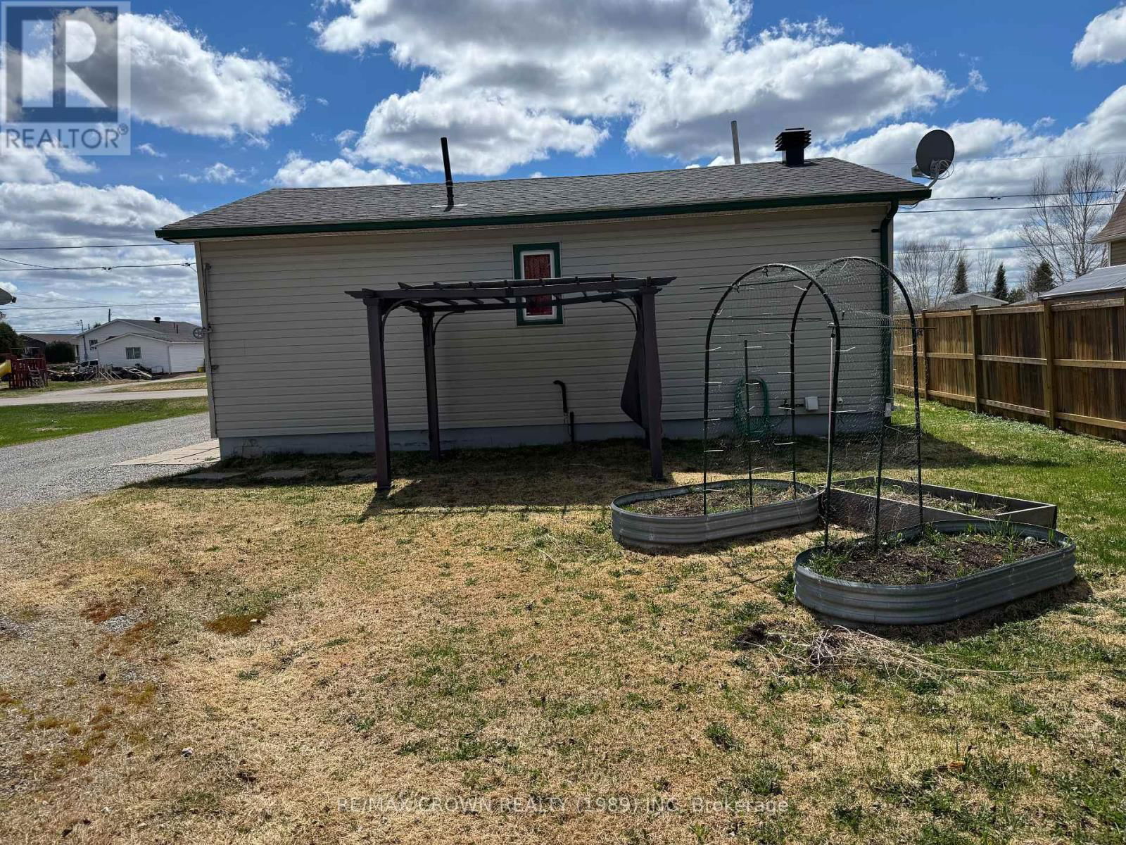 35 GAUTHIER STREET Image 43