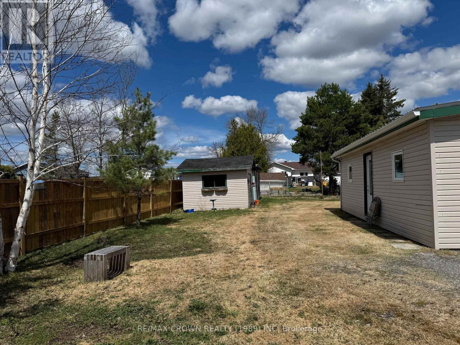 35 GAUTHIER STREET Image 44
