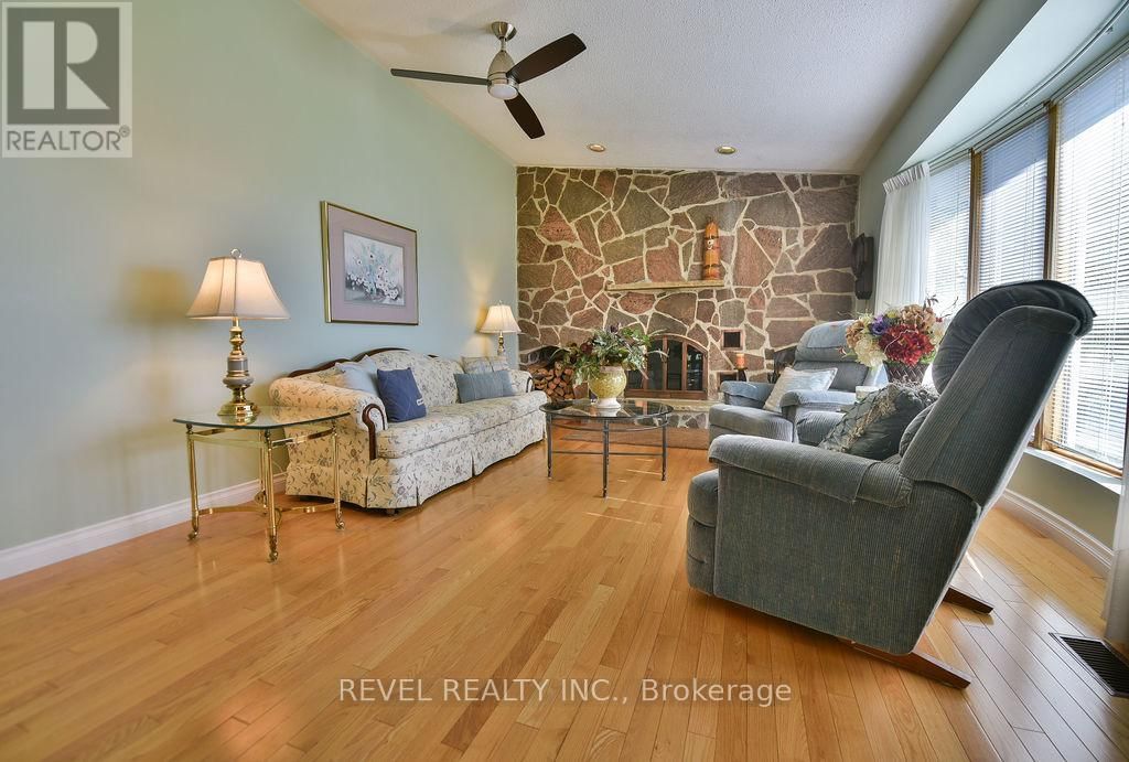 1255 SHIRLEY STREET NORTH Image 15