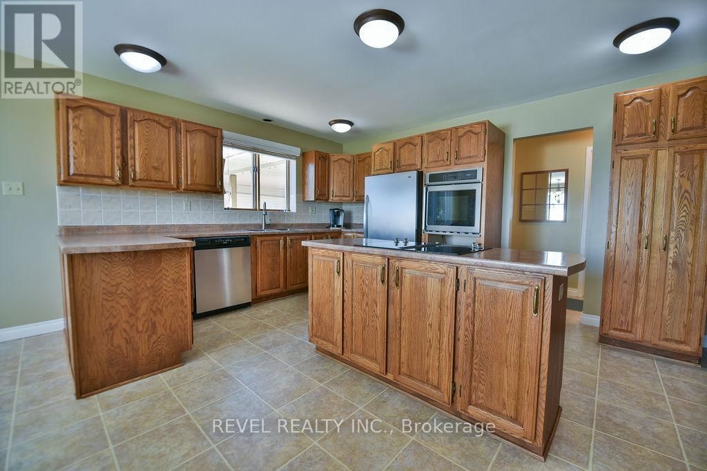 1255 SHIRLEY STREET NORTH Image 6