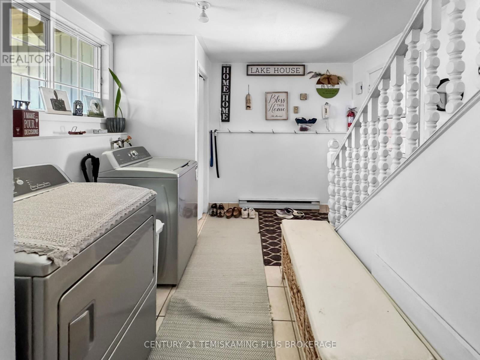501178 BERRY ROAD Image 17