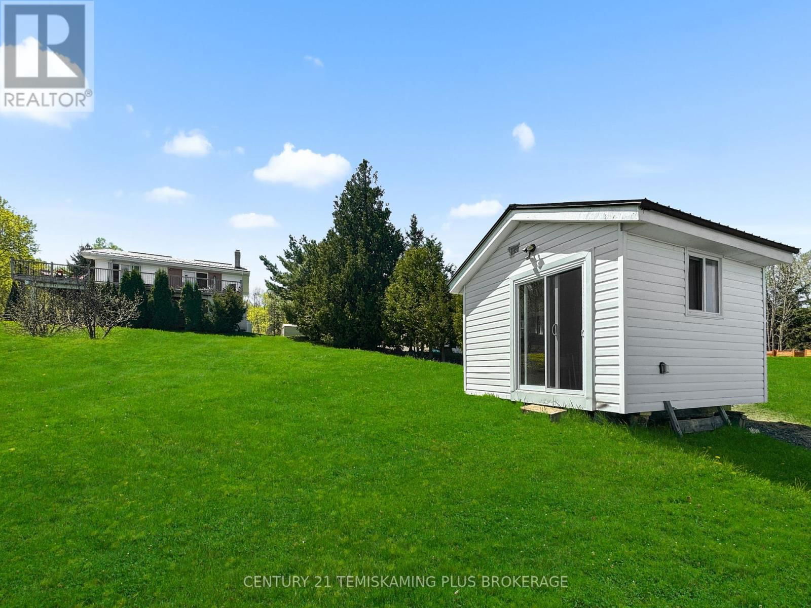 501178 BERRY ROAD Image 21