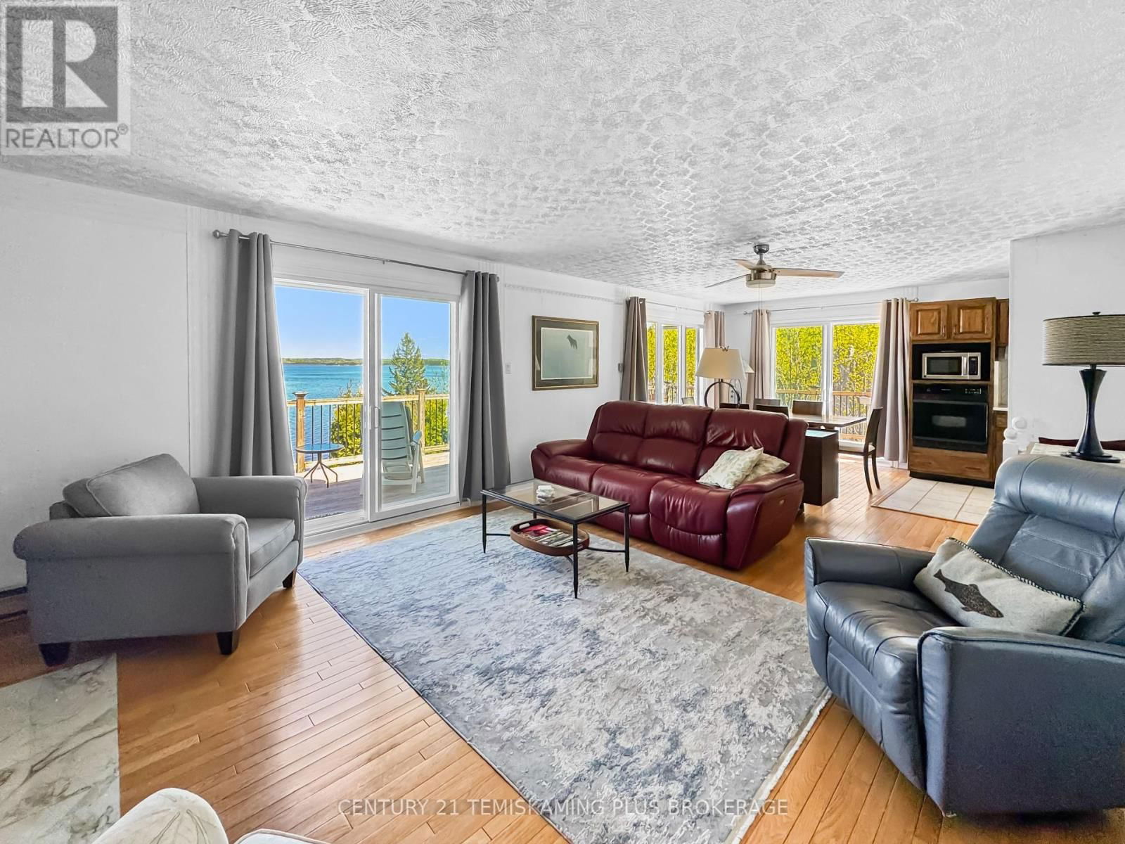 501178 BERRY ROAD Image 4