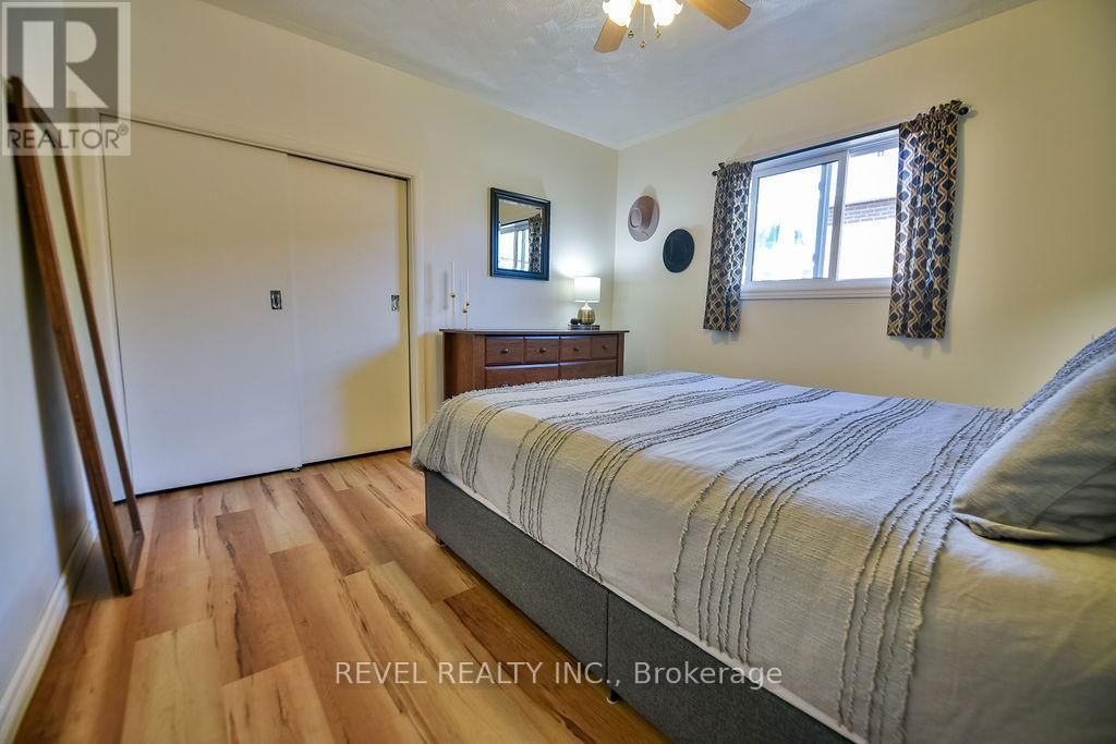211 JUBILEE AVENUE WEST Image 10